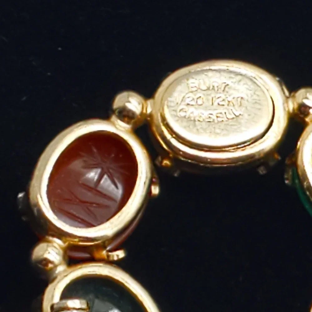 Egyptian Revival Circle Scarab Brooch Cassell 1/20 12KT Gold Filled Carved Pin‎
